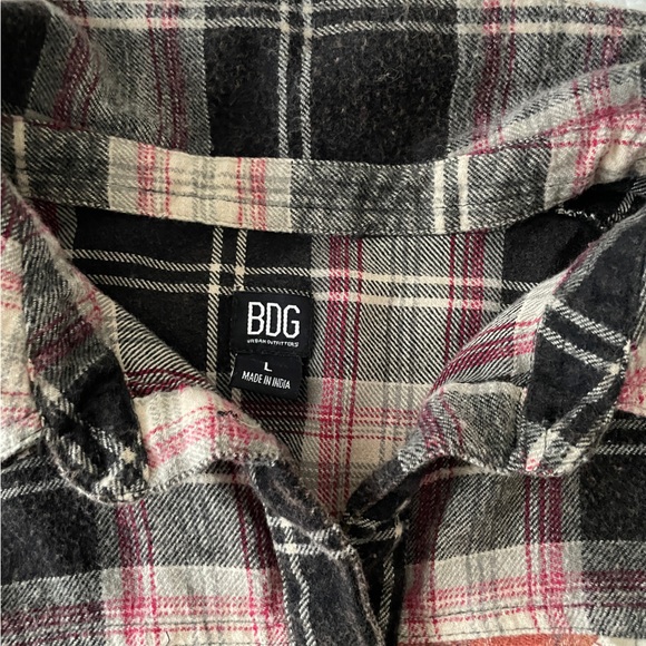 URBAN OUTFITTERS BDG Spliced Distressed Patchwork Flannel Shirt Size L - Picture 2 of 5